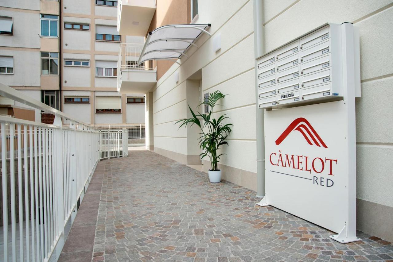 Camelot Red - Appartamenti Verona Exterior foto